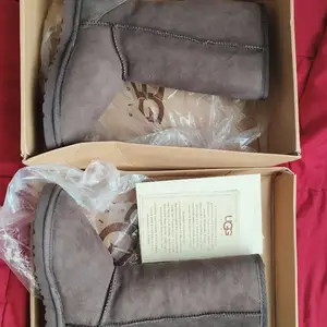 Leather women's boots, Paphos — Paphos - Agios Theodoros