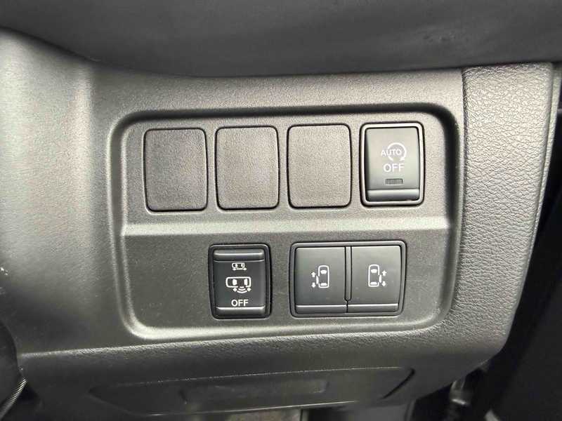 2022 Nissan Serena 2,0L 2022 Cyprus