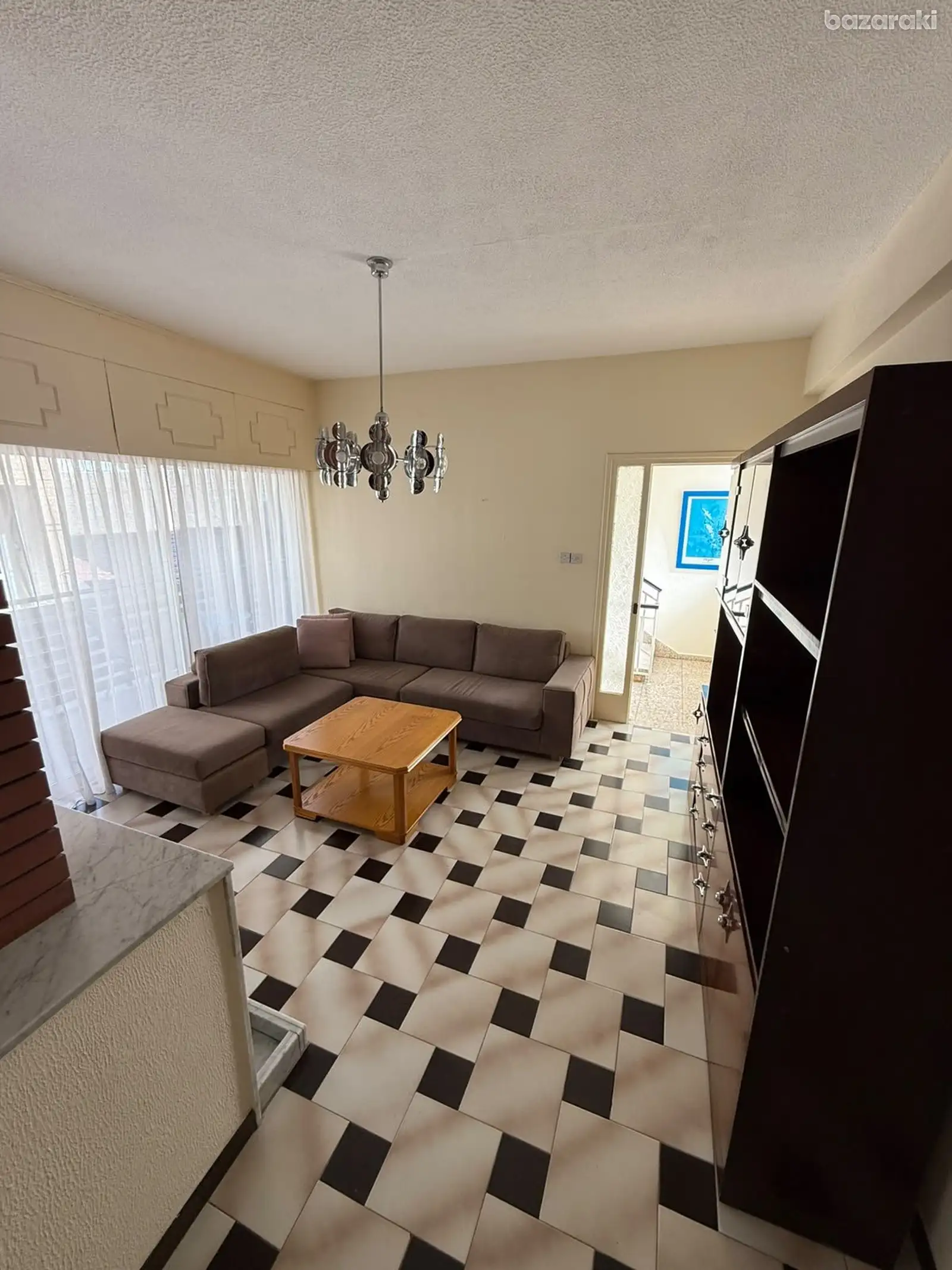 House, 1 bedroom — 10