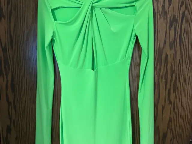 Green dress, Nicosia — Nicosia - Kaimakli