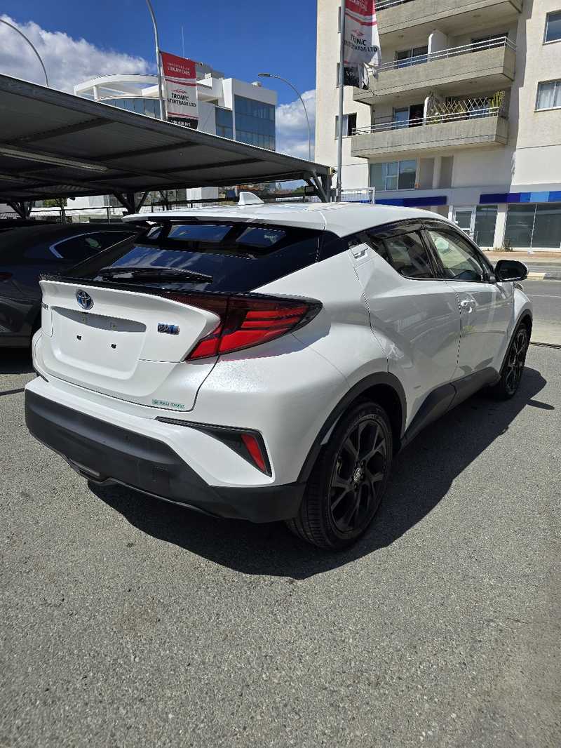 2022 Toyota C-HR 1,8L 2022 Cyprus