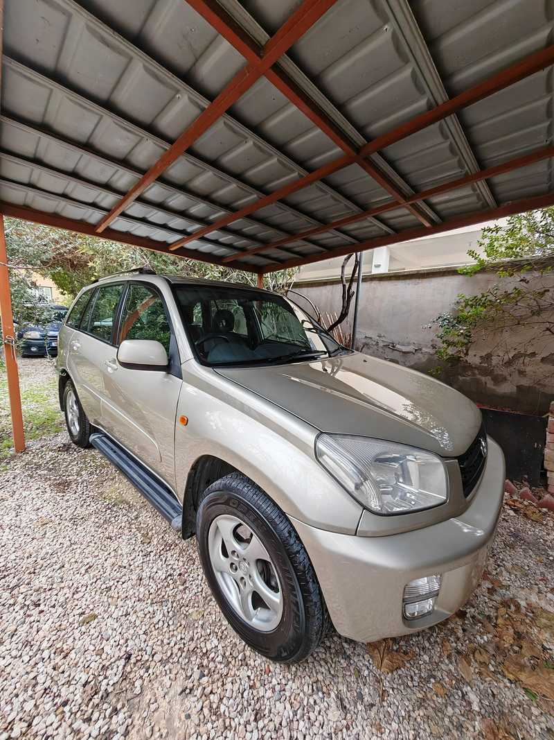Toyota RAV4 2,0L 2003