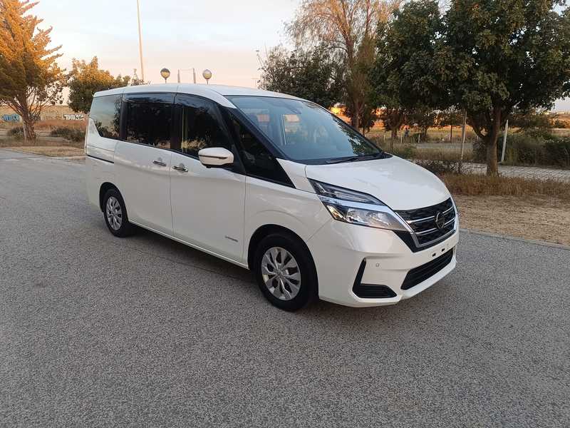 Nissan Serena 2,0L 2021