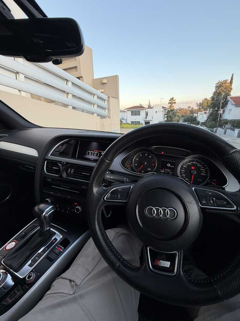 2013 Audi A4 2,0L 2013 Cyprus
