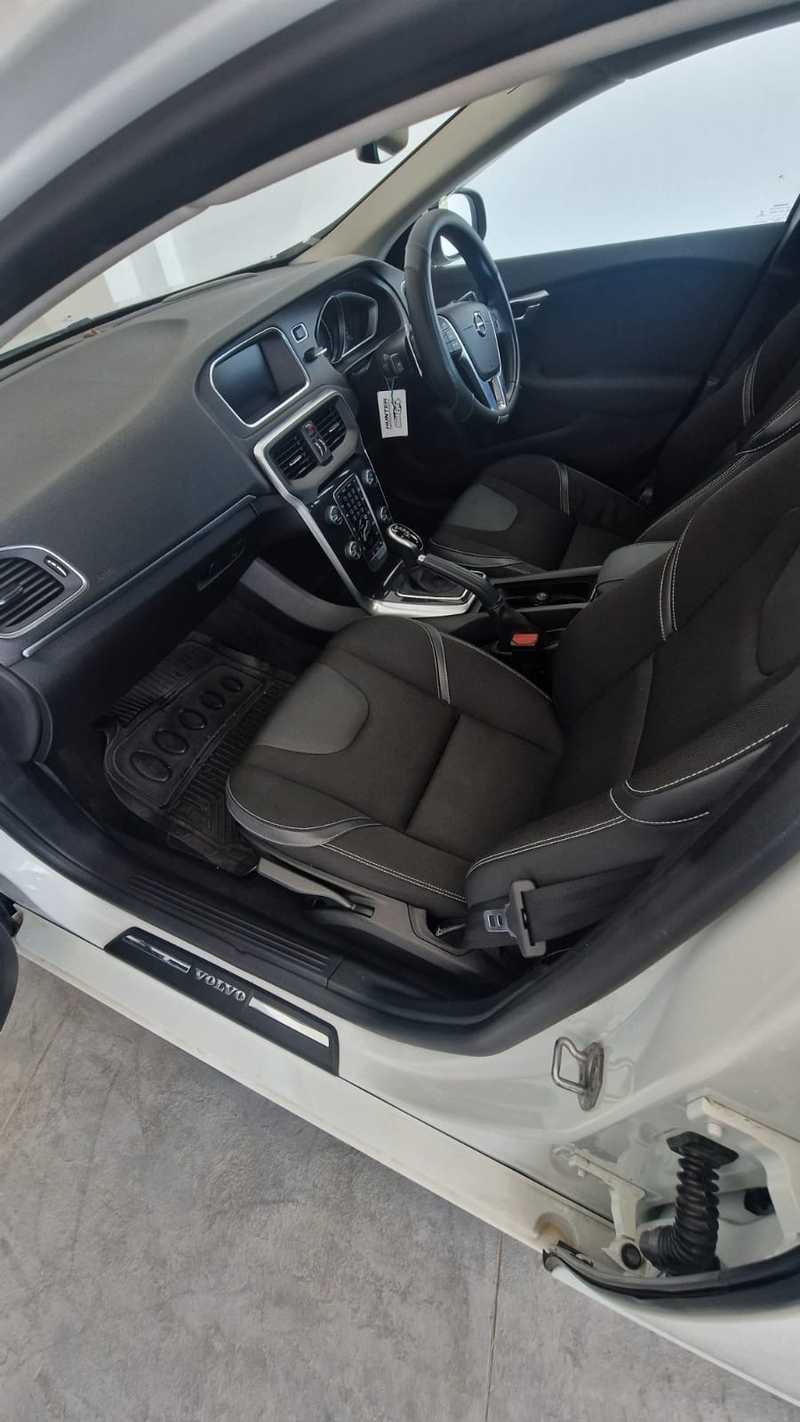2019 Volvo V40 2,0L 2019 Cyprus