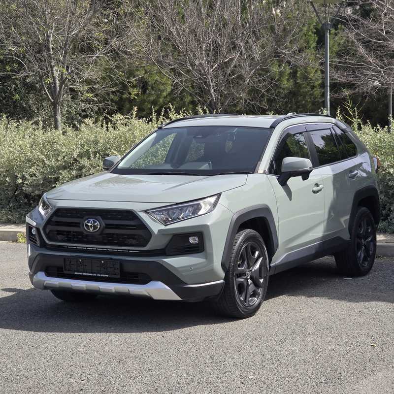 Toyota RAV4 2,0L 2024