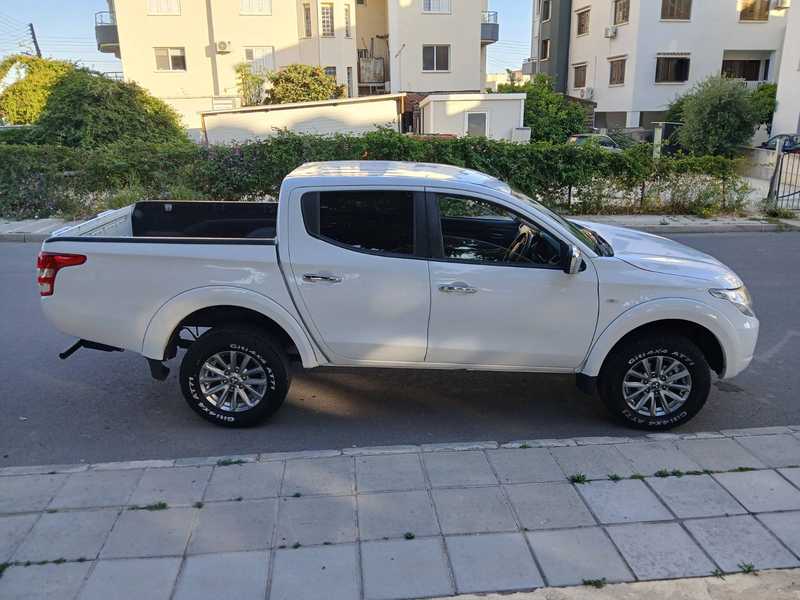 2016 Mitsubishi L200 2,5L 2016 Cyprus