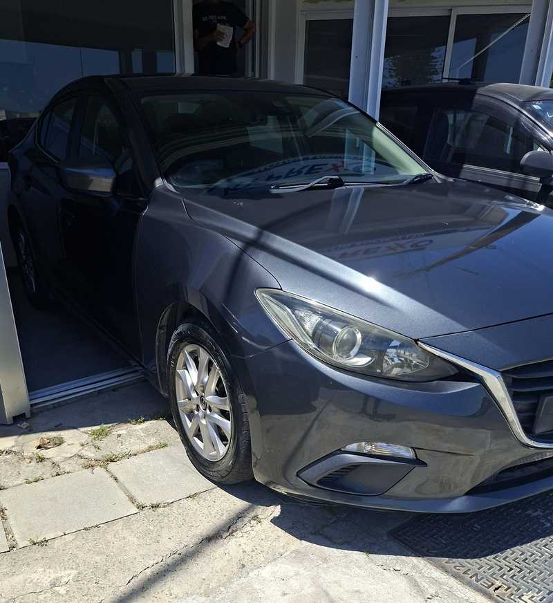 2014 Mazda 3 1,6L 2014 Cyprus