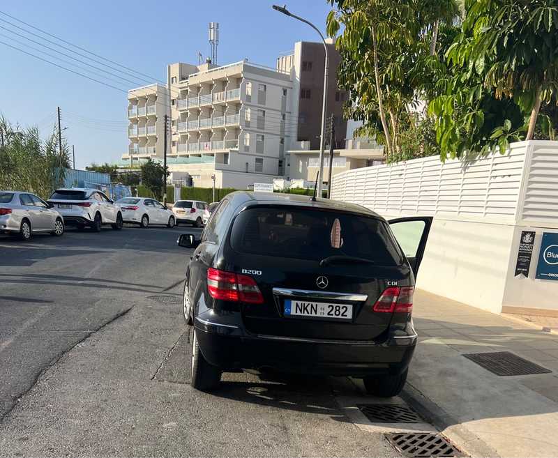 2009 Mercedes-Benz B-Class 2,0L 2009 Cyprus