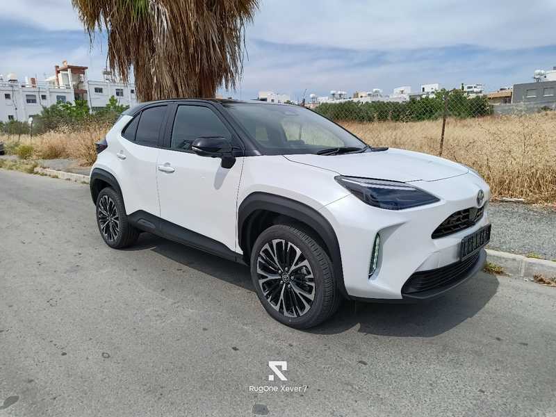 Toyota Yaris Cross 1,5L 2025