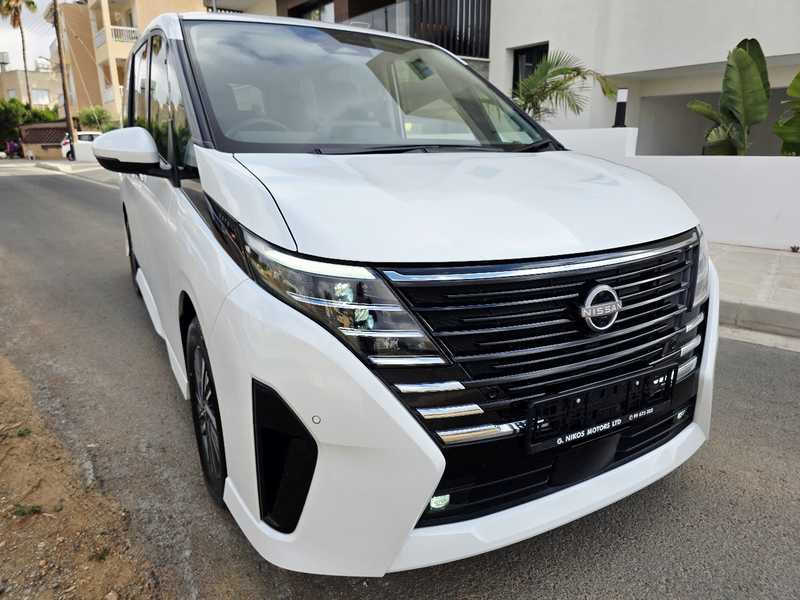 Nissan Serena 2,0L 2023