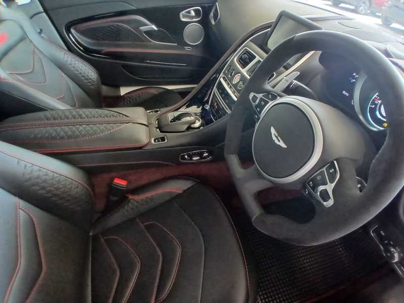 2022 Aston Martin DBS 5,2L 2022 Cyprus