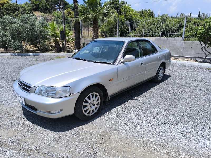 1995 Honda Inspire 2,5L 1995 Cyprus
