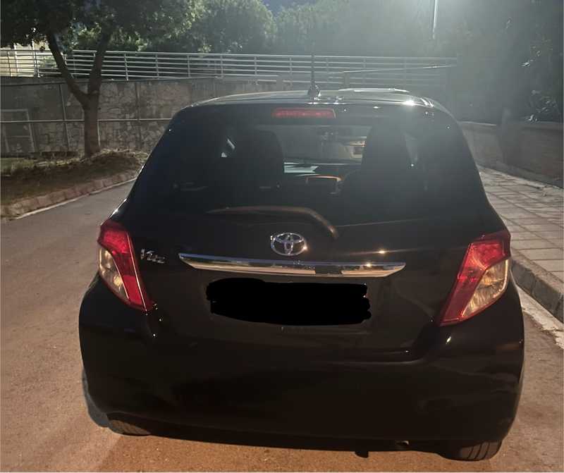 Toyota Vitz 1,3L 2012
