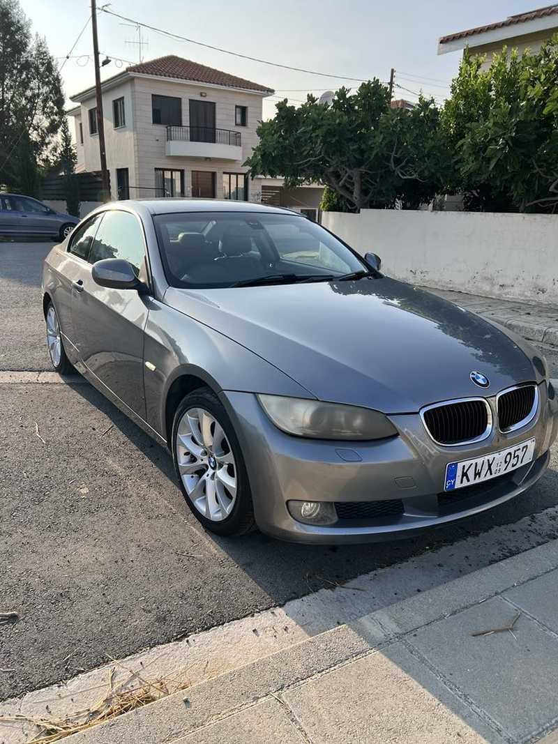 BMW 3-Series 2,0L 2010