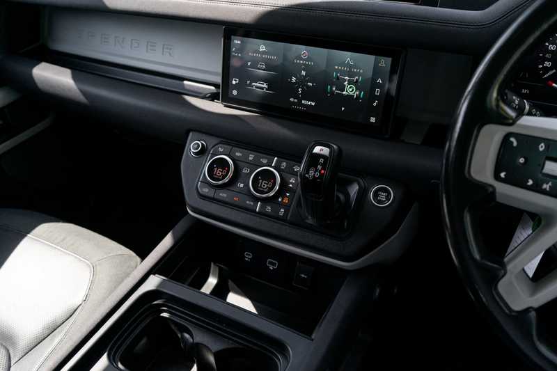 2020 Land Rover Defender 2,0L 2020 Cyprus