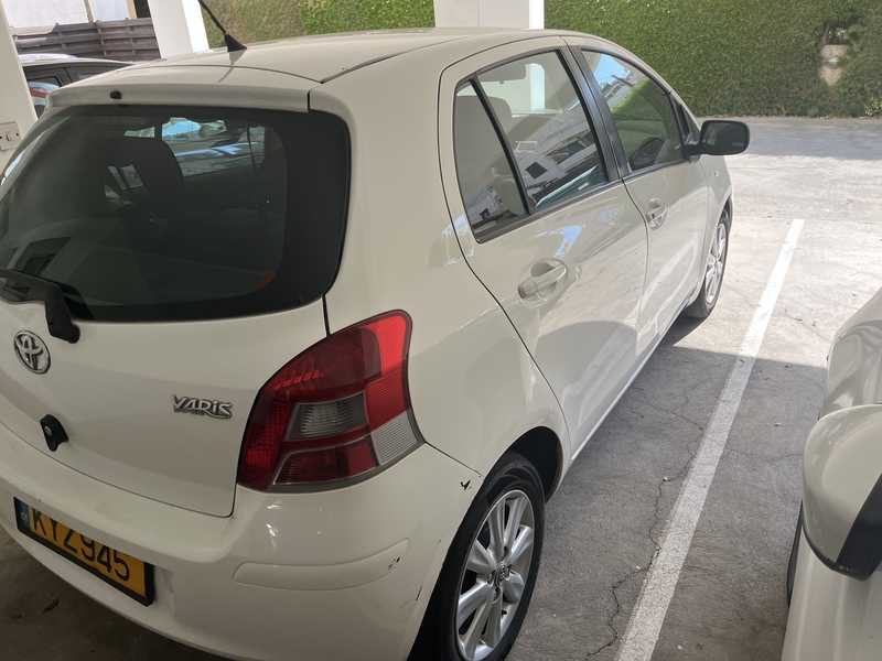 2011 Toyota Yaris 1,3L 2011 Cyprus