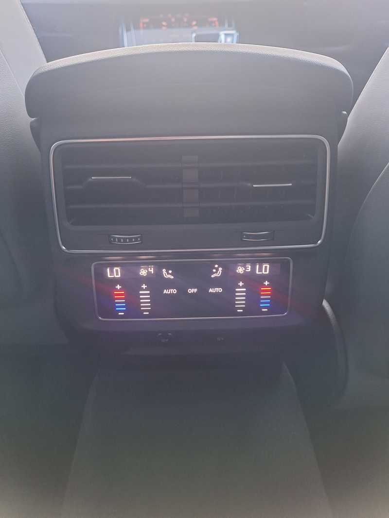 2022 Audi Q8 3,0L 2022 Cyprus