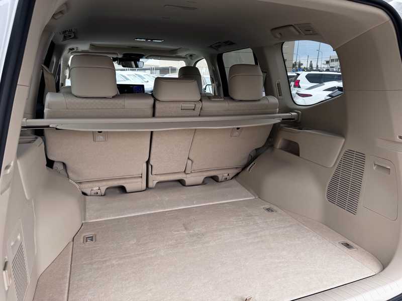 2024 Toyota Land Cruiser 300 3,3L 2024 Cyprus