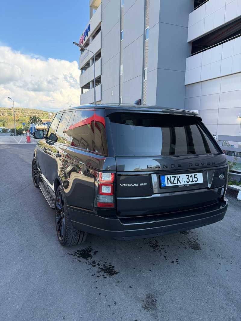 2017 Land Rover Range Rover Vogue 3,0L 2017 Cyprus
