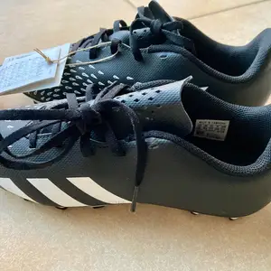 Football shoes brand-new, Paphos — Polis Chrysochous