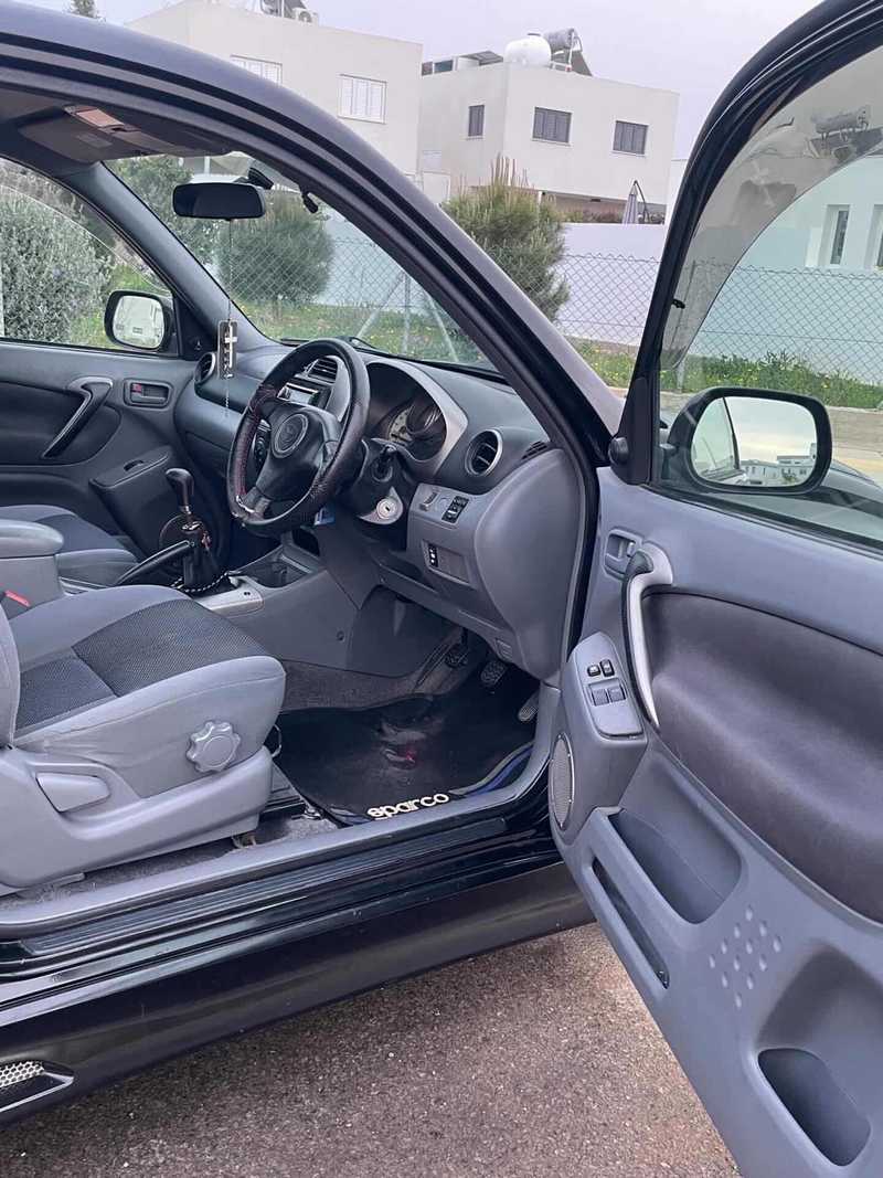 2003 Toyota RAV4 2,0L 2003 Cyprus