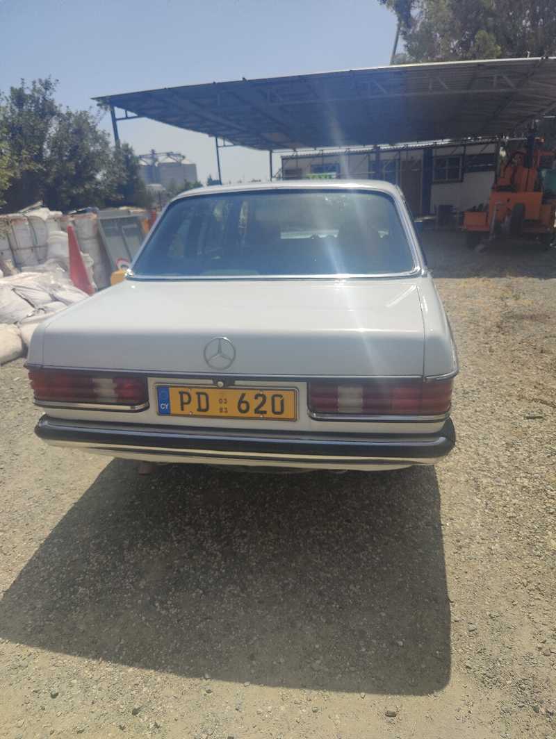 1983 Mercedes-Benz E-Class 3,0L 1983 Cyprus