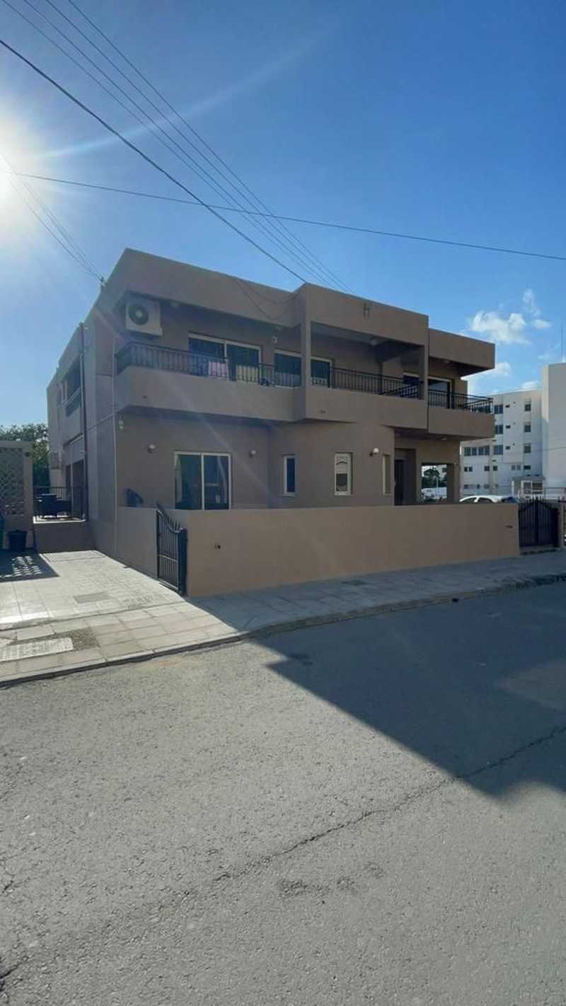 4-bedroom semi-detached for sale