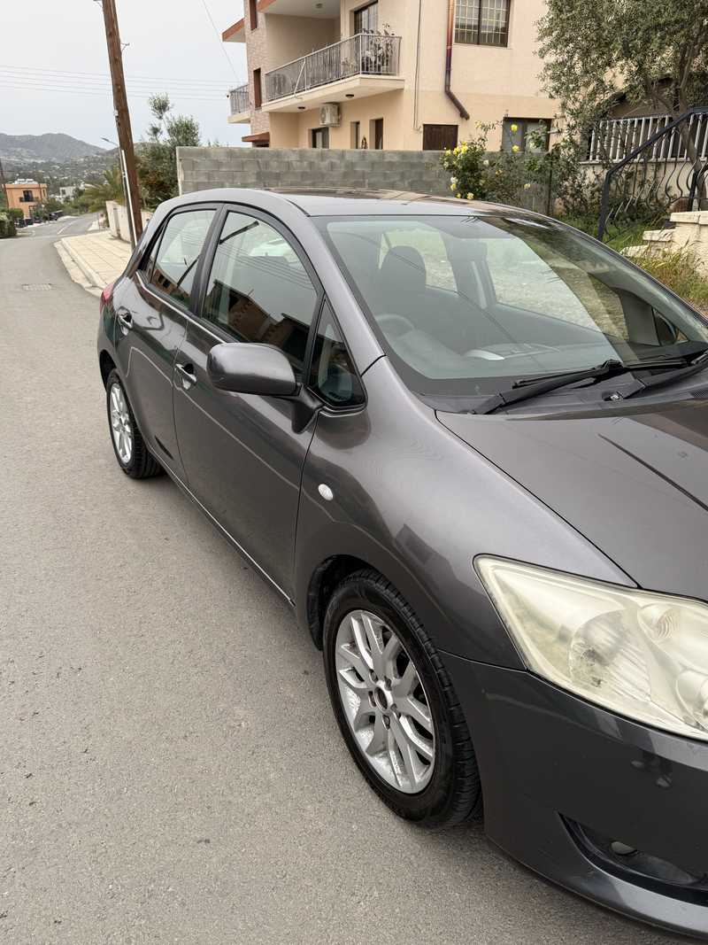 2008 Toyota Auris 5,6L 2008 Cyprus