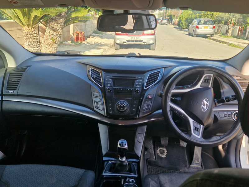 2013 Hyundai i40 1,6L 2013 Cyprus
