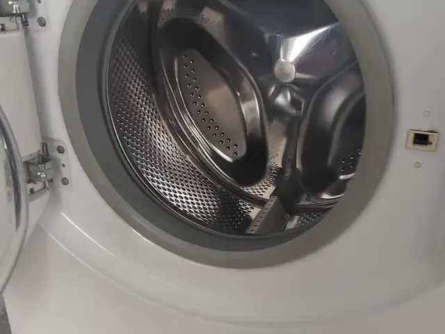 Πλυντήριο ρούχων hotpoint-ariston, Επαρχία Λεμεσού — Λεμεσός - Μέσα Γειτονιά