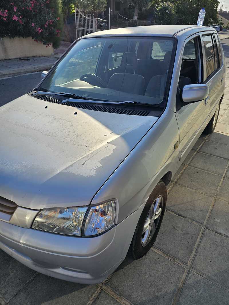 Mazda Demio 1,3L 2000