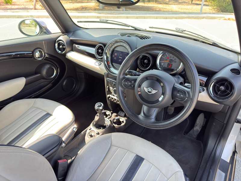 2015 Mini Convertible 1,6L 2015 Cyprus