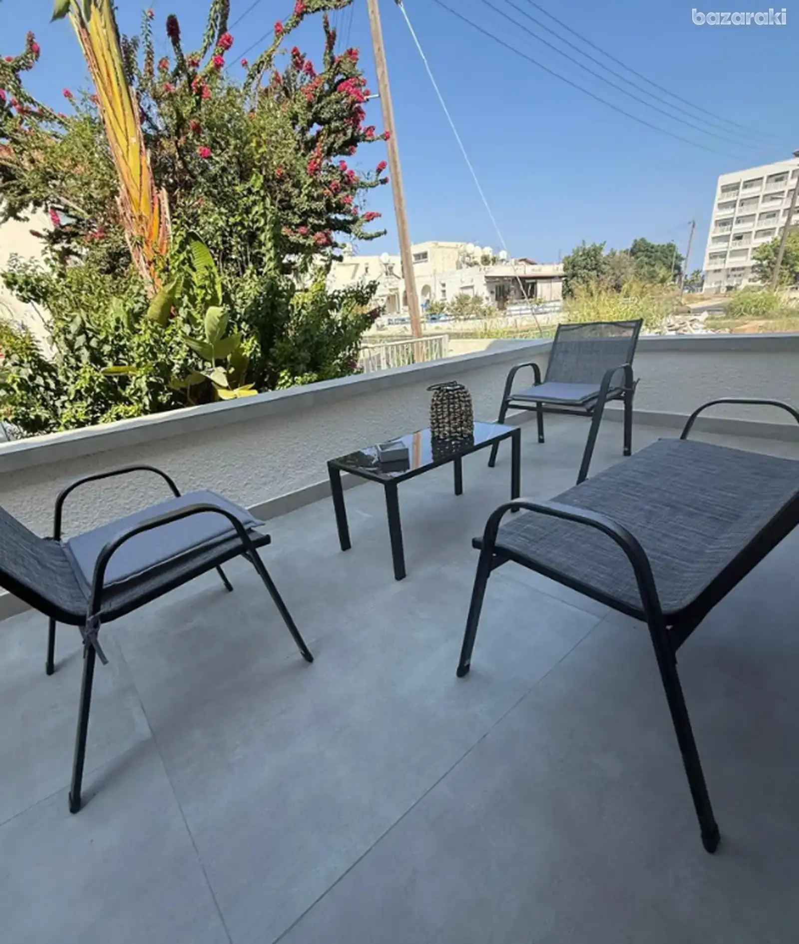 House, 3 bedrooms — 11