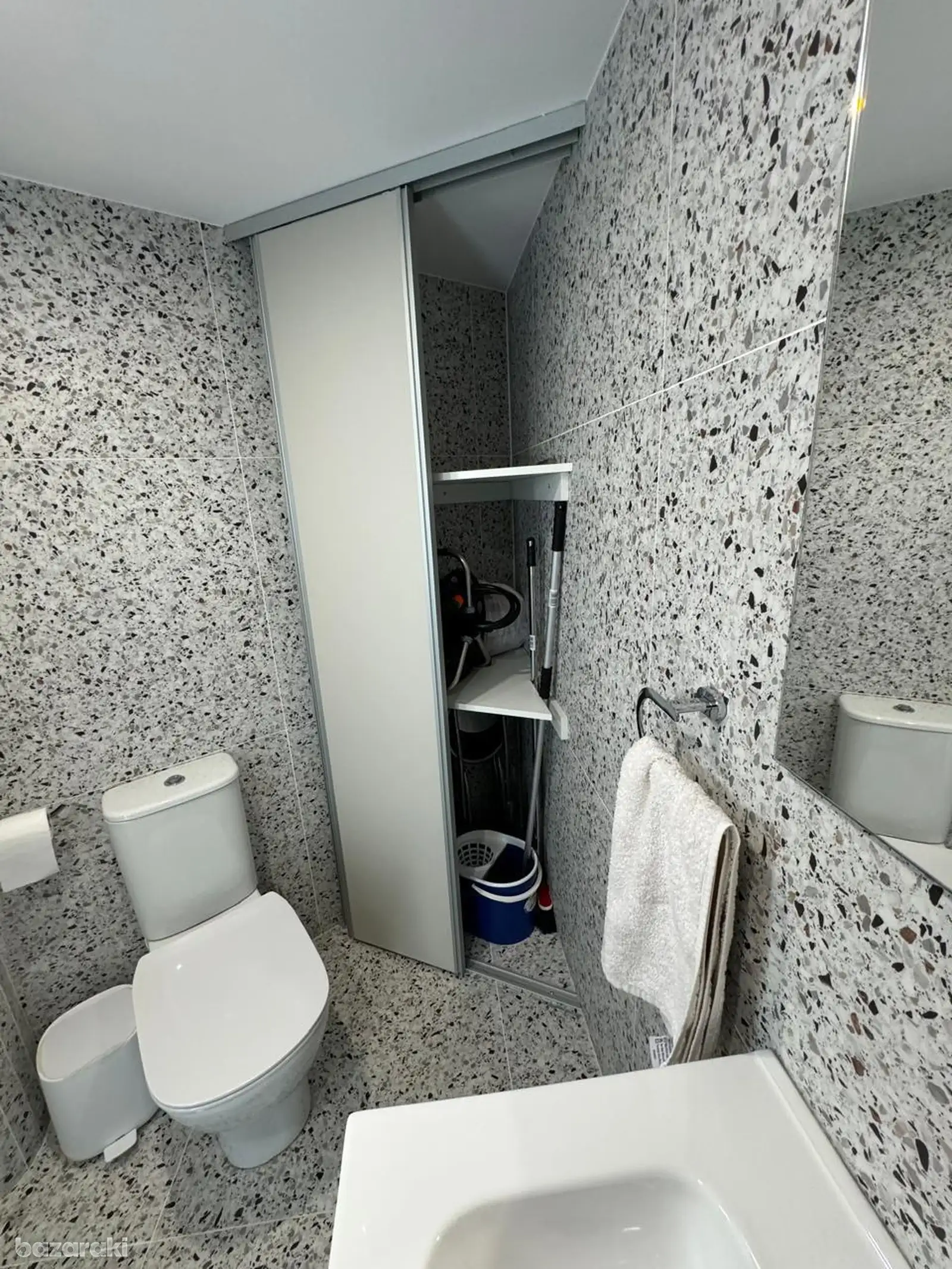 House, 2 bedrooms — 6