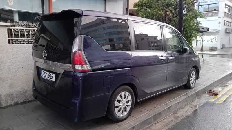 Nissan Serena 2,0L 2018