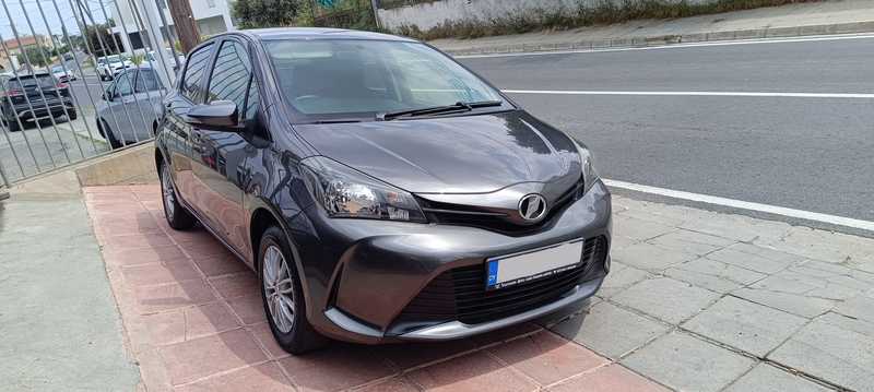 Toyota Vitz 1,3L 2015