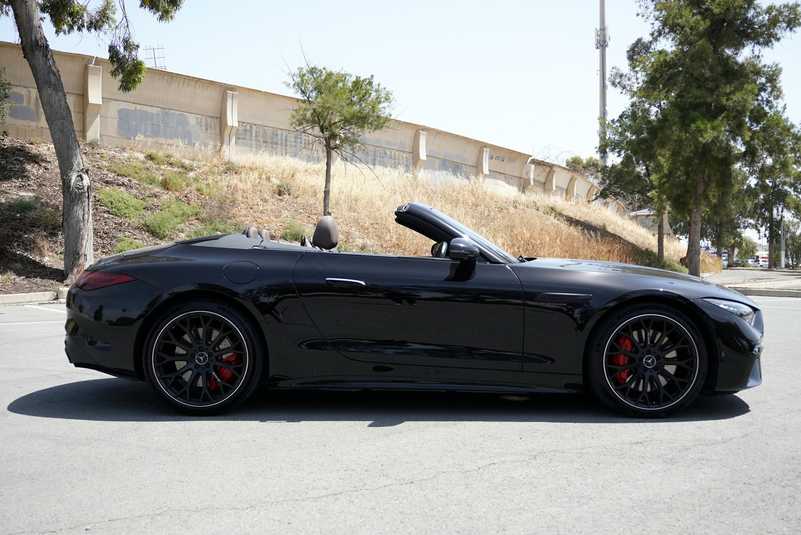 2022 Mercedes-Benz SL-Class 4,0L 2022 Cyprus