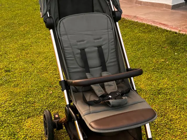 Kikkaboo cloe baby stroller, Limassol — Souni