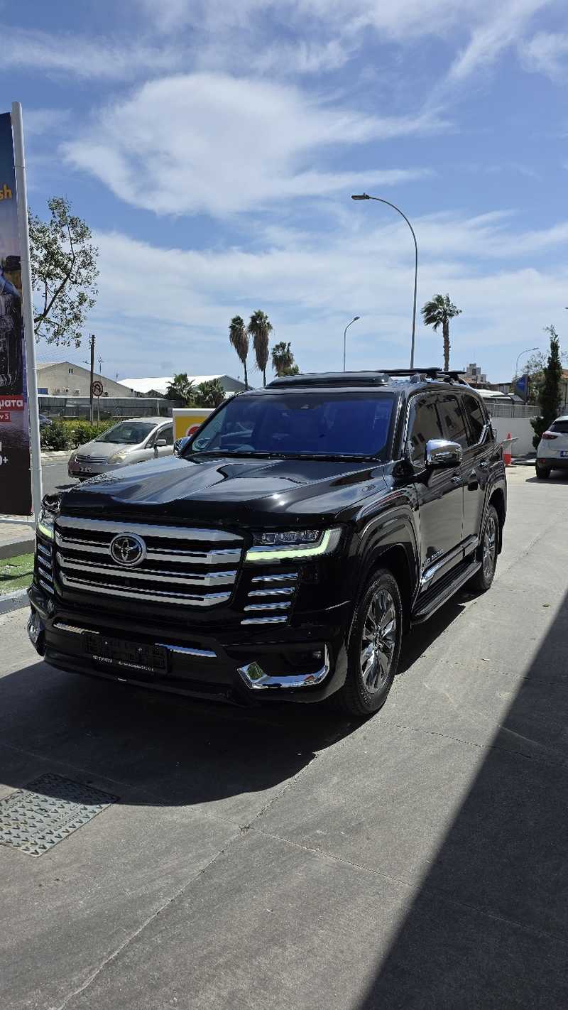 2022 Toyota Land Cruiser 300 3,3L 2022 Cyprus