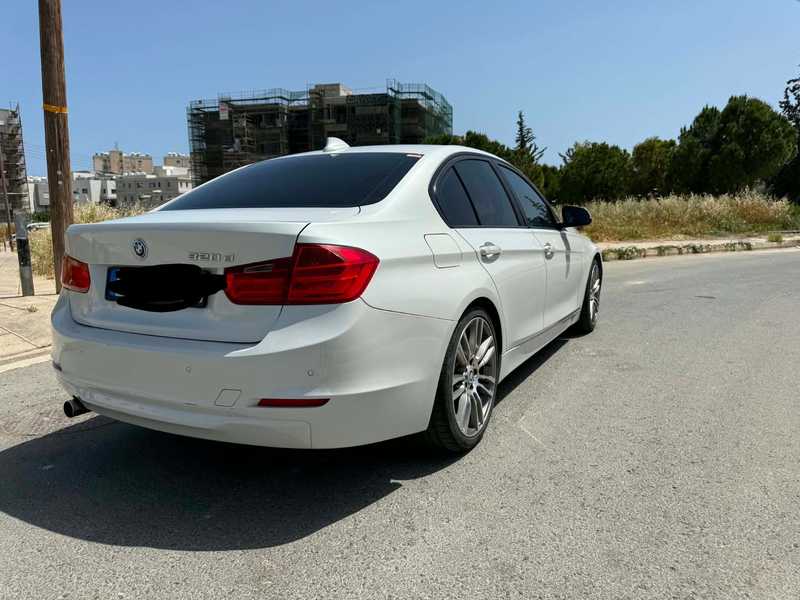 2013 BMW 3-Series 2,0L 2013 Cyprus