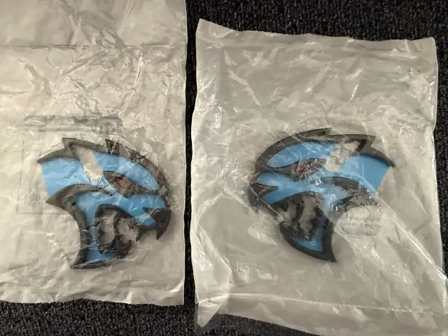 Genuine mopar hellcat redeye fender badges brand new sealed pair l+r, Επαρχία Λεμεσού — Αγία Παρασκεύη