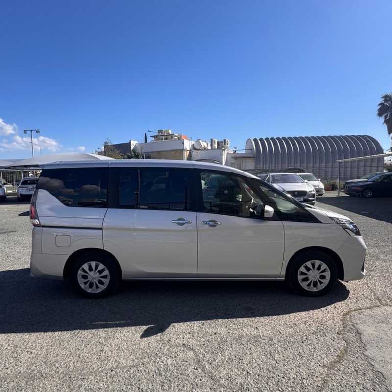 2021 Nissan Serena 2,0L 2021 Cyprus