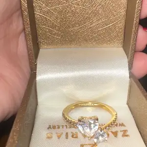Pandora wavy heart and double heart sparkling rings, Επαρχία Λεμεσού — Λεμεσός - Αγία Ζώνη