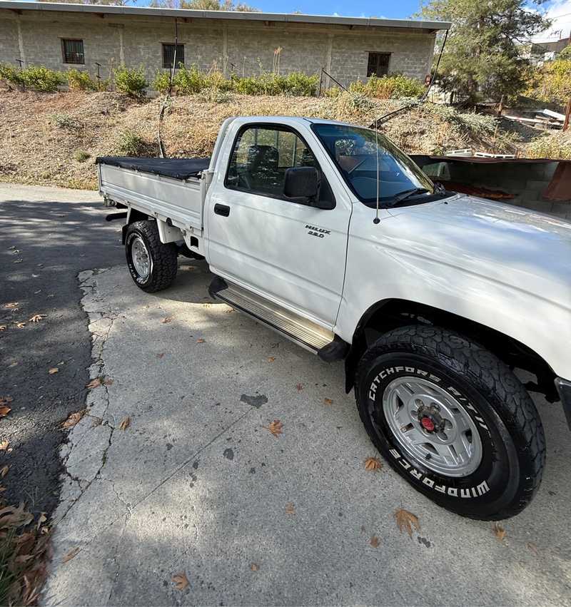 2002 Toyota Hilux 2,8L 2002 Cyprus