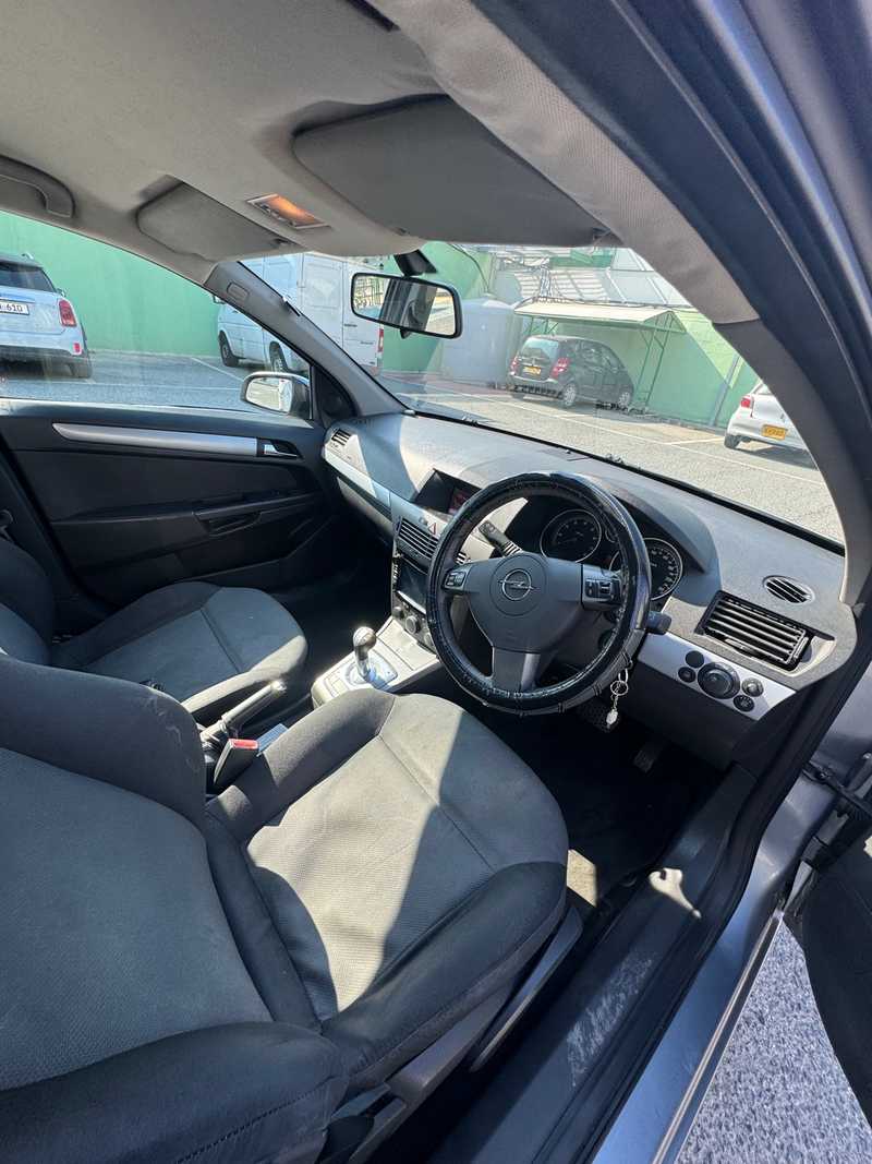 2007 Opel, Vauxhall Astra 1,4L 2007 Cyprus
