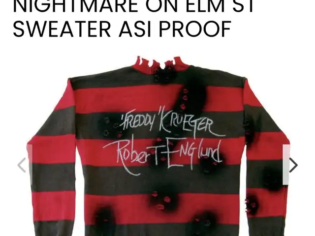 Krueger / robert englund authrntic signed sweater, Επαρχία Λευκωσίας — Λατσιά - Άγιος Ελευθέριος