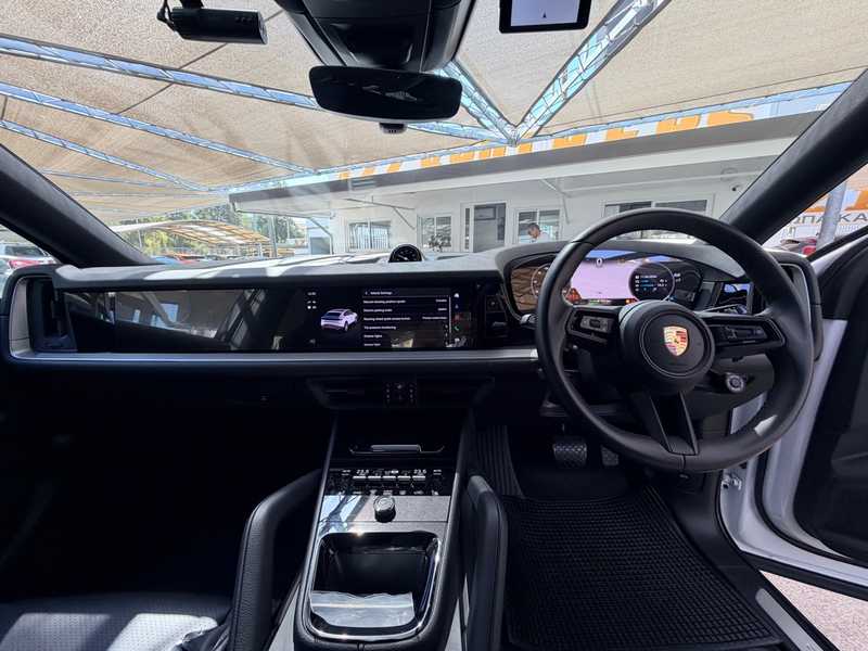 2025 Porsche Cayenne 3,0L 2025 Cyprus