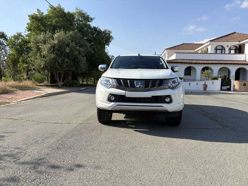 2019 Mitsubishi L200 2,4L 2019 Cyprus