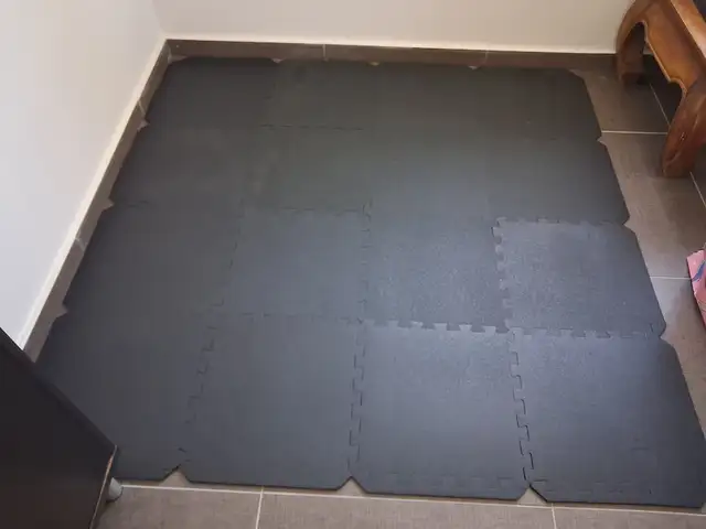 Χαλάκι γυμναστικής προστασίας δαπέδου Floor protection gym mat, Famagusta — Sotira